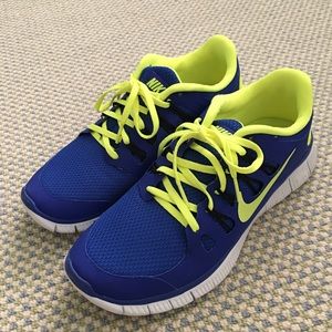 NIKE Free 5.0